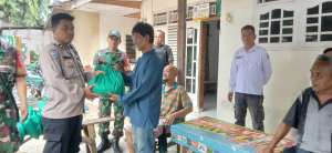 Jaga Jakarta On The Spot, Babinsa Serpong Utara Salurkan 50 Paket Sembako