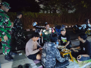 Minggu Malam, Babinsa dan Komduk Patroli Jaga Kamtibmas Tangerang