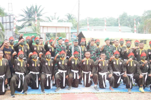 Pangdam VI/Mulawarman Cek Kesiapan Yonif 881 di Wilayah Perbatasan