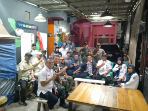 Koramil Kramatjati-Makasar Perkuat Keamanan Wilayah Lewat Patroli Malam
