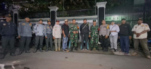 Patroli Malam Koramil Cipayung dan Komduk Cegah Tawuran Remaja