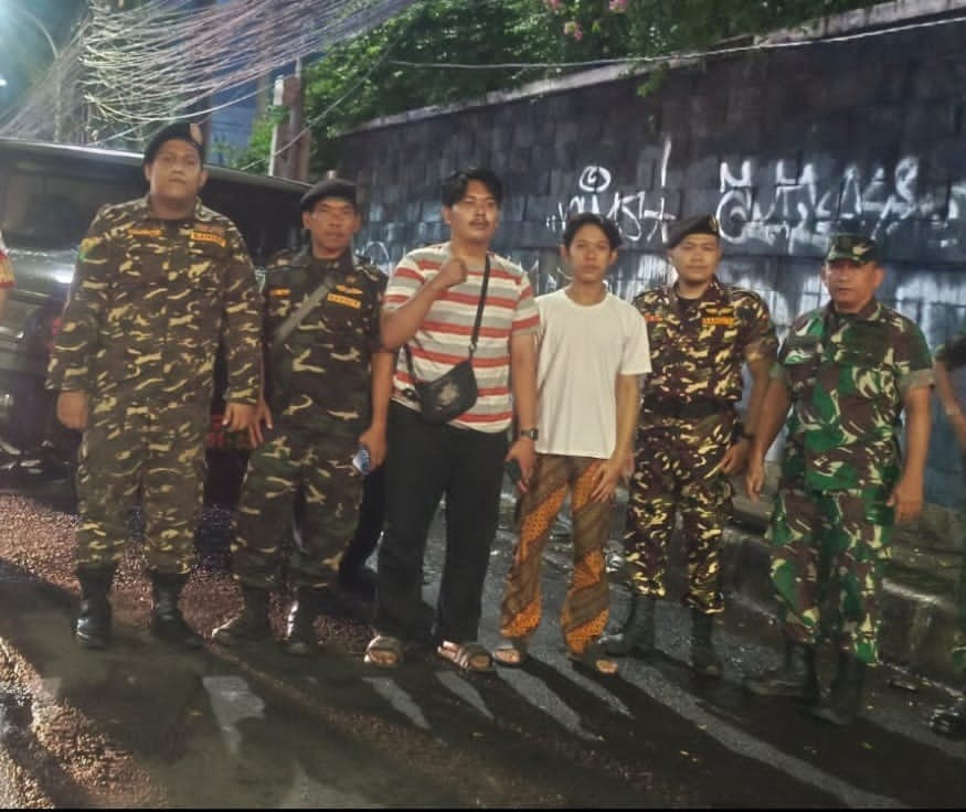 Babinsa dan Komduk Patroli Malam, Warga Diimbau Jaga Keamanan