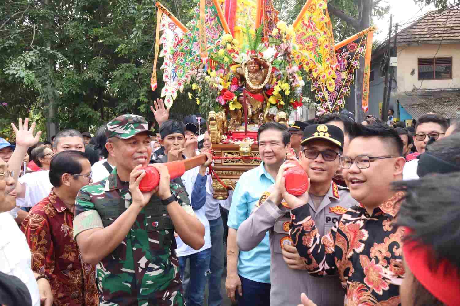 Dandim Tangerang Rajut Kerukunan Lewat Kirab Budaya dan Ruwat Bumi