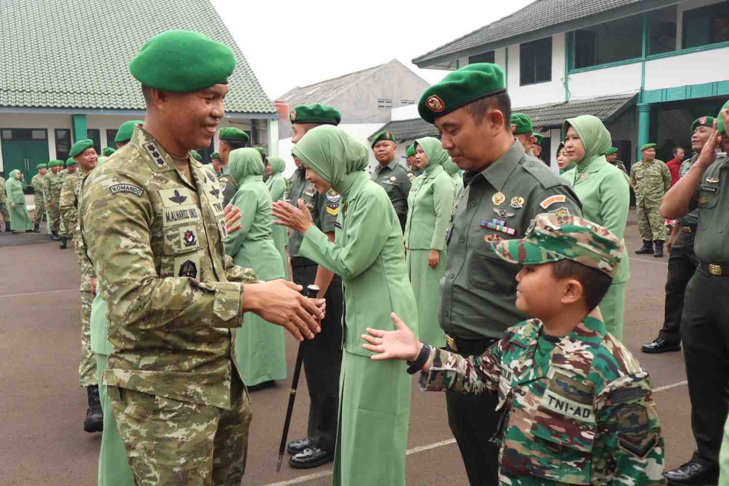 Dandim 0506 Tangerang Pimpin Kenaikan Pangkat Bintara dan Tamtama