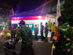 Koramil 08 Duren Sawit Perkuat Kamtibmas Lewat Patroli Malam Minggu