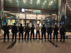 Babinsa dan Linmas Patroli Malam, Perkuat Keamanan Wilayah Tangerang