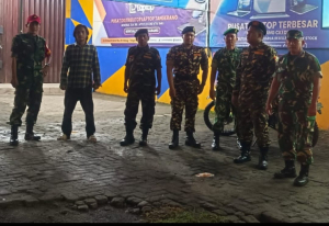 Babinsa dan Komduk Gelar Patroli Malam di Tangerang